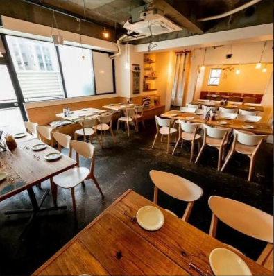 川崎駅徒歩4分　ラゾーナ川崎から徒歩3分のダイニングバー居抜き店舗！